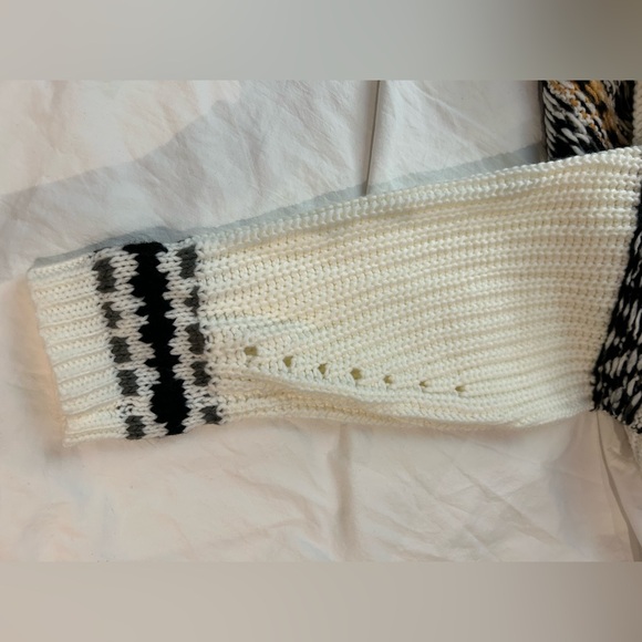 NWT JOHN + JENN Febe Sunrise Chunky Knit Finnel Neck Fair Isle‎ Sweater M - Picture 6 of 11